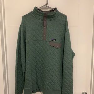 Men’s Patagonia quilted pullover